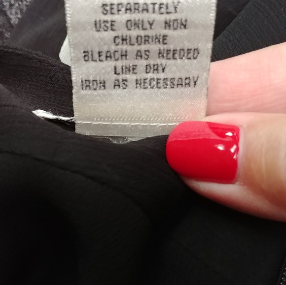 Skirt - Picture 3 of 3